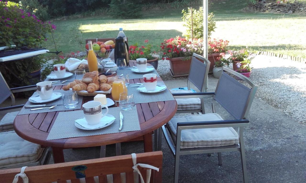 Chez Yvette , C'Est Chouette!! Bed & Breakfast การ์กาซอน ภายนอก รูปภาพ