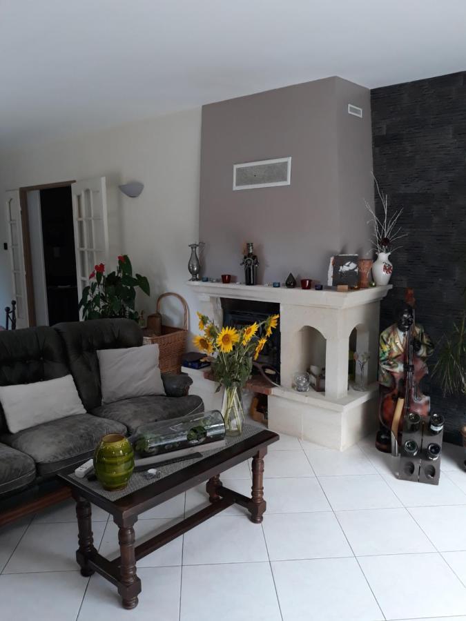 Chez Yvette , C'Est Chouette!! Bed & Breakfast การ์กาซอน ภายนอก รูปภาพ
